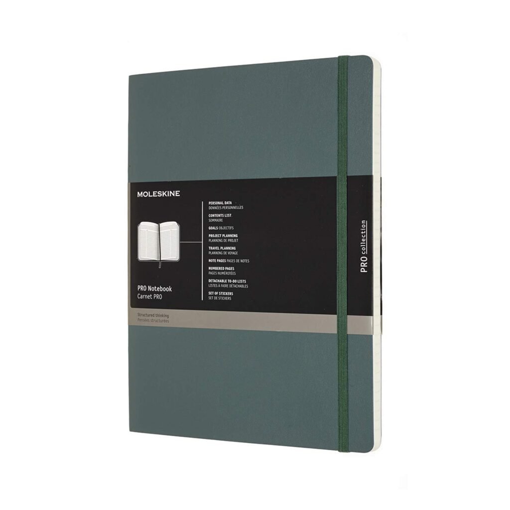 Moleskine - Cuaderno Profesional de Oficina, Cuaderno Para el Trabajo, Tapa Blanda y Cierre Elástico, Tamaño Grande 13 x 21, Color Verde Bosque 192 Páginas